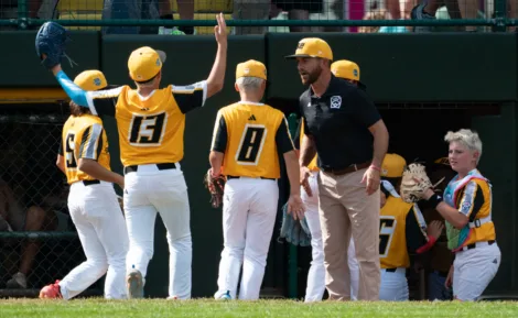 Taylor has brilliant performance on mound to help Alabama beat Washington at LLWS